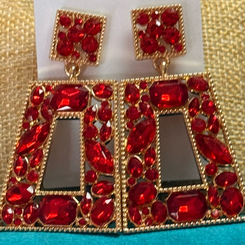 Elegant Red Gemstone Earrings